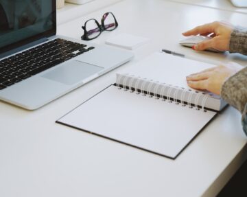 Незаконное увольнение: как восстановиться на работе и взыскать зарплату